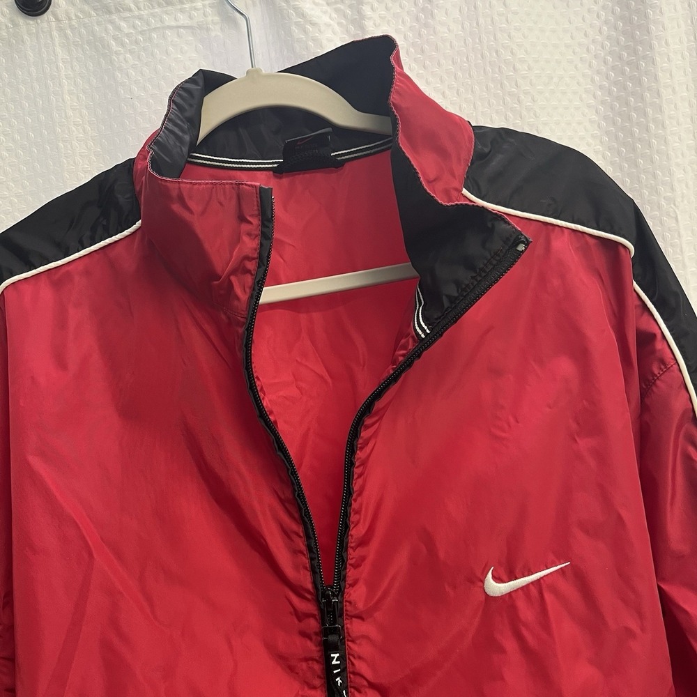 Vtg Nike Men's Red Windbreaker Running Jacket XL 90's Embroidered Swoosh Retro